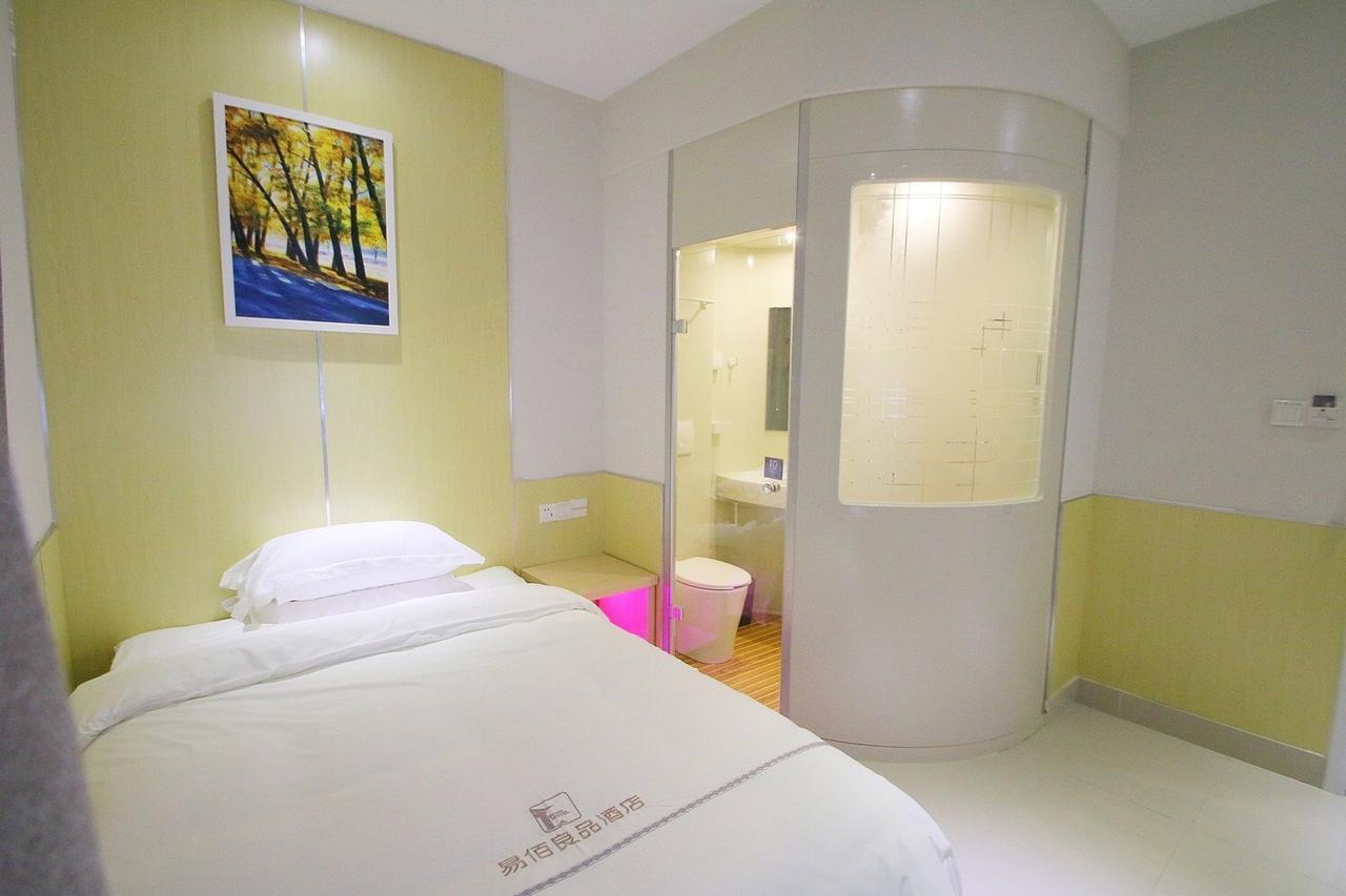 100 Inn Plus Pudong Airport Hotel Шанхай Экстерьер фото