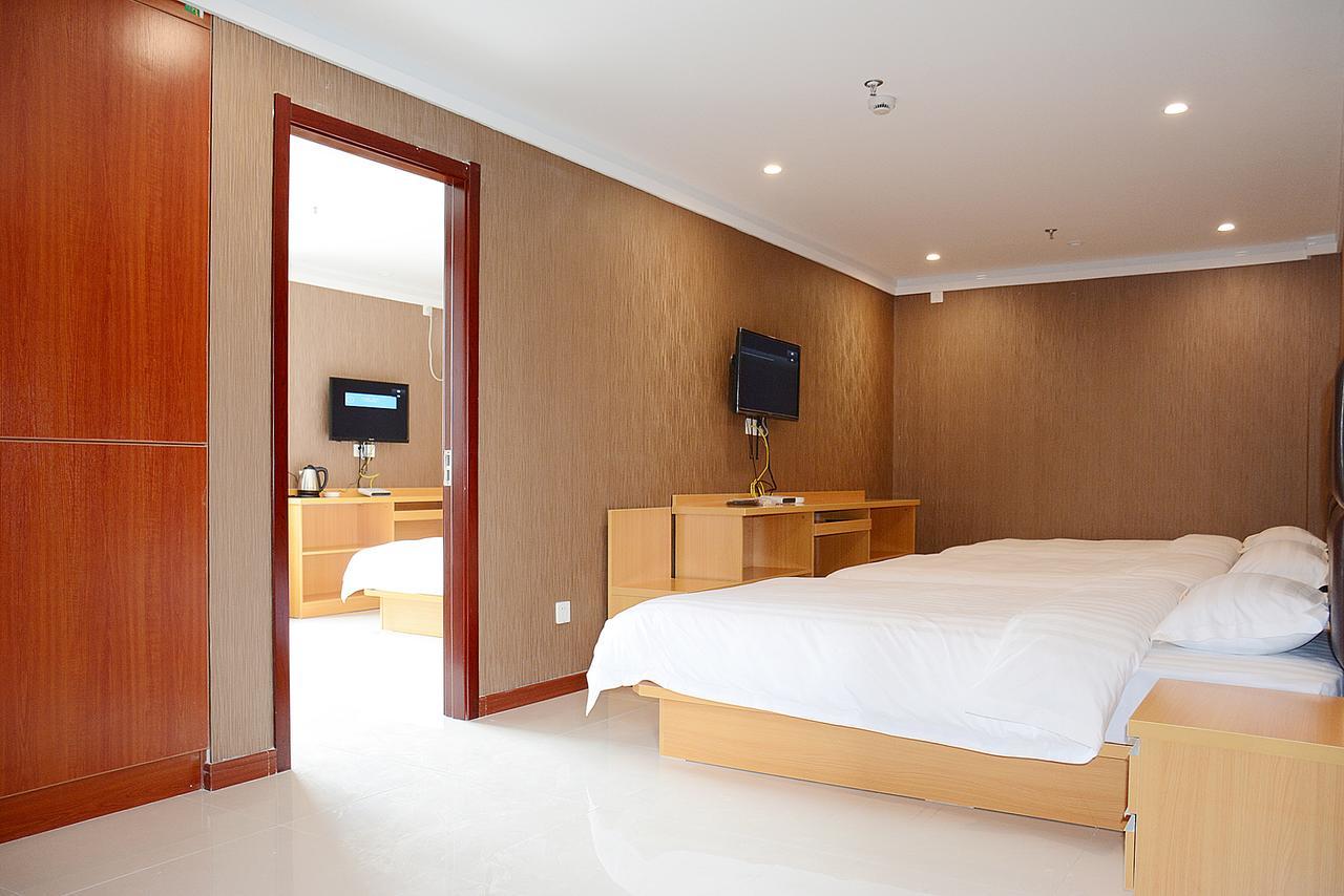 100 Inn Plus Pudong Airport Hotel Шанхай Экстерьер фото